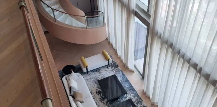 Condo in Bangkok, Thailand, 4 bedrooms  № 202104