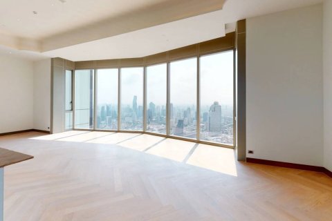 Condo in Bangkok, Thailand, 4 bedrooms  № 202104 - photo 5