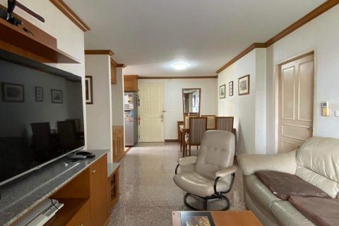 Кондоминиум с 2 спальнями в Ян Наве, Бангкок, Таиланд № 140985 - фото 2