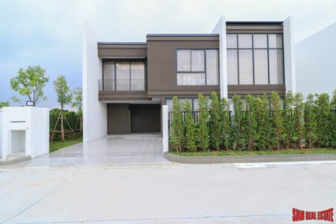 Villa in Pattaya, Thailand 4 bedrooms № 203149 - photo 5