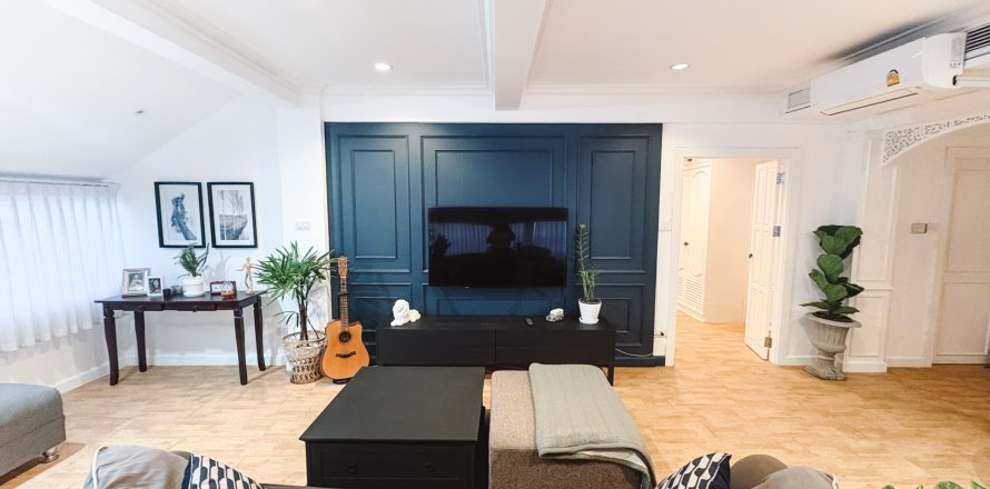 Studio à Chiang Mai, Thaïlande № 136681