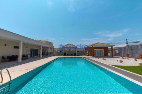 Maison à Pattaya, Thaïlande 6 chambres № 196696