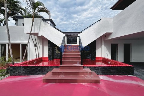 Haus in Pattaya, Thailand 4 Schlafzimmer № 196699 - Foto 5