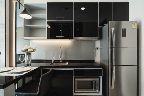 Condo in Bangkok, Thailand, 1 bedroom № 143433 - photo 8