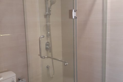 Condo in Bangkok, Thailand, 2 bedrooms  № 143434 - photo 9