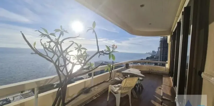 Duplex in Sattahip, Thailand 3 Schlafzimmer № 219778