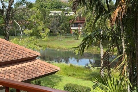 Townhouse in Phuket, Thailand 4 bedrooms № 159406 - photo 13