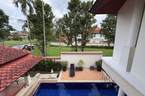 Townhouse in Phuket, Thailand 4 bedrooms № 159406 - photo 3