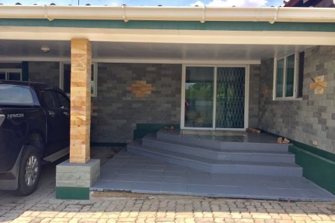 House in Sena, Thailand 3 bedrooms № 159402 - photo 5