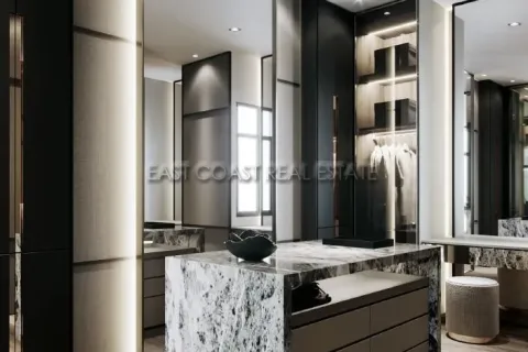Casa de 4 dormitorios en Pattaya, Tailandia № 213864 - foto 14