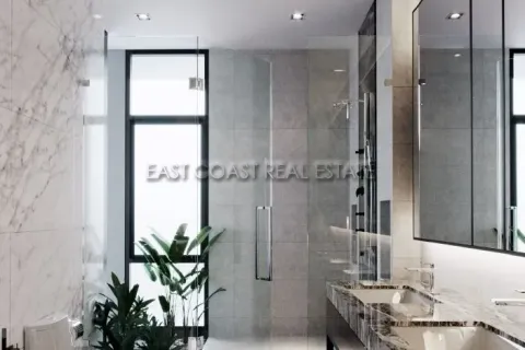 Casa de 4 dormitorios en Pattaya, Tailandia № 213864 - foto 17