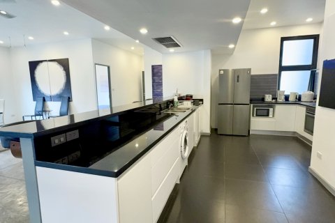 Condo in Chiang Mai, Thailand, 3 bedrooms № 171118 - photo 10