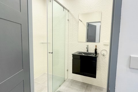 Condo in Chiang Mai, Thailand, 3 bedrooms № 171118 - photo 24