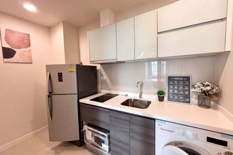 Studio dans le Condo à Sathon, Bangkok, Thaïlande  № 171116 - photo 6