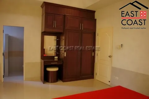 Casa de 2 dormitorios en Pattaya, Tailandia № 212189 - foto 12