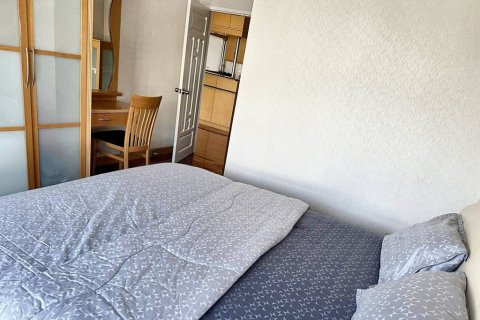 Condo in Bangkok, Thailand, 3 bedrooms № 116710 - photo 9