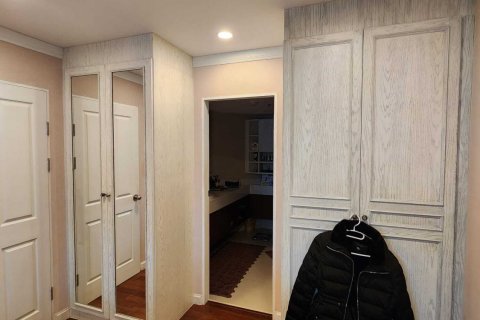 Кондоминиум с 2 спальнями в Хуай Кванге, Бангкок, Таиланд № 148893 - фото 9