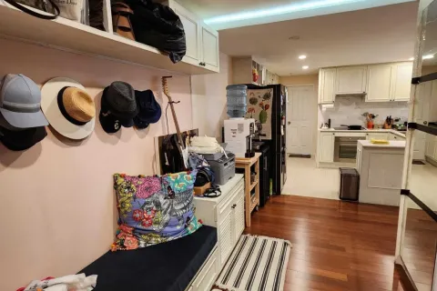 Кондоминиум с 2 спальнями в Хуай Кванге, Бангкок, Таиланд № 148893 - фото 3