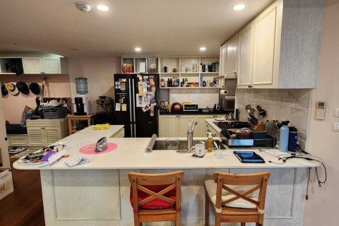 Кондоминиум с 2 спальнями в Хуай Кванге, Бангкок, Таиланд № 148893 - фото 6