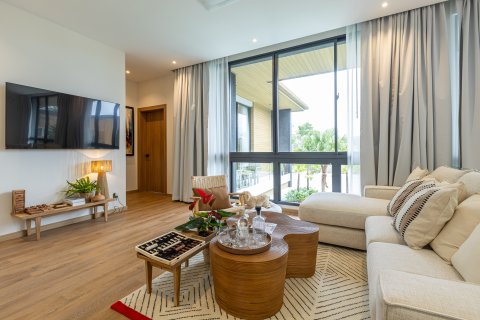 Villa in Phuket, Thailand 6 bedrooms № 146431 - photo 26