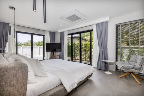 Villa in Pa Klok, Thailand 4 bedrooms № 151939 - photo 5