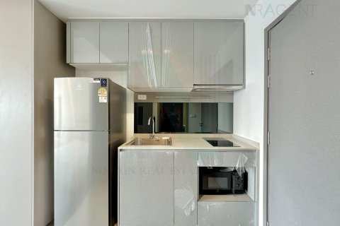 Студия в кондо в Пхракханонге, Бангкок, Таиланд № 151938 - фото 5