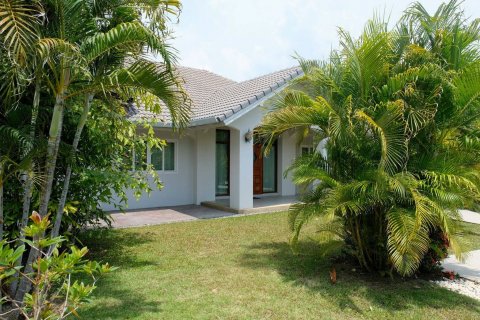 House in Chiang Mai, Thailand 4 bedrooms № 121852 - photo 3