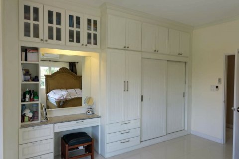 House in Chiang Mai, Thailand 4 bedrooms № 121858 - photo 10
