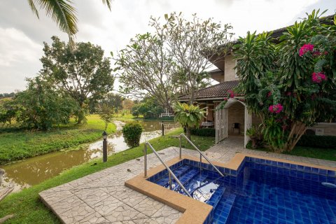 House in Chiang Mai, Thailand 4 bedrooms № 121857 - photo 3