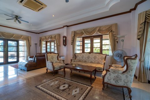 House in Chiang Mai, Thailand 4 bedrooms № 121857 - photo 10