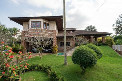 House in Chiang Mai, Thailand 4 bedrooms № 121857 - photo 7