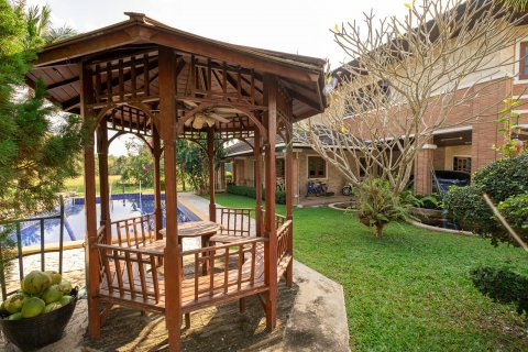 House in Chiang Mai, Thailand 4 bedrooms № 121857 - photo 5