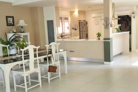 Вилла в Паттайе, Таиланд с 3 спальнями № 162705 - фото 4