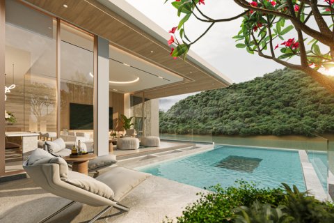 Villa à Pattaya, Thaïlande 4 chambres № 162704 - photo 2