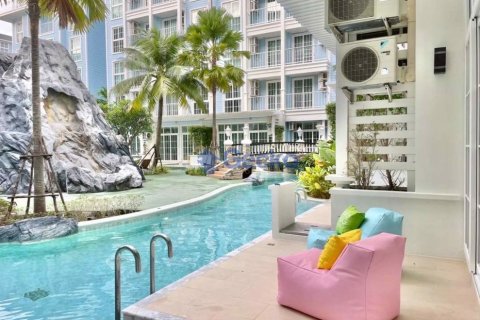 Condo in Pattaya, Thailand, 1 bedroom  № 196117