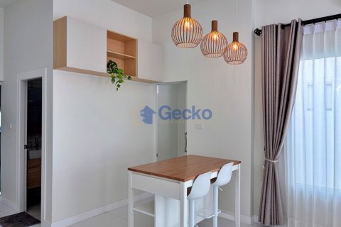 House in Pattaya, Thailand 3 bedrooms № 196114 - photo 8