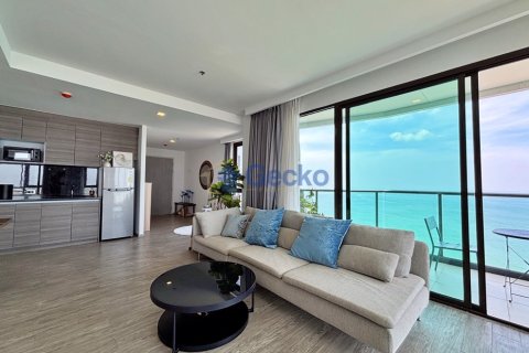 Condo in Pattaya, Thailand, 3 bedrooms № 196115 - photo 4