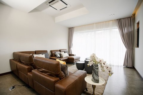 Villa in Chiang Mai, Thailand 4 bedrooms № 113733 - photo 2