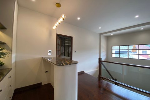 Villa in Chiang Mai, Thailand 4 bedrooms № 113733 - photo 22