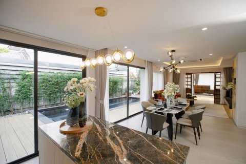 Villa in Chiang Mai, Thailand 4 bedrooms № 113733 - photo 10