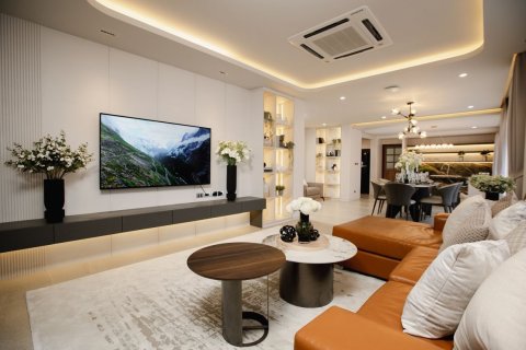 Villa in Chiang Mai, Thailand 4 bedrooms № 113733 - photo 6