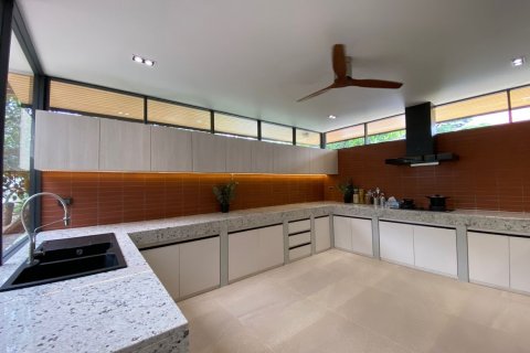 Villa in Chiang Mai, Thailand 4 bedrooms № 113733 - photo 14