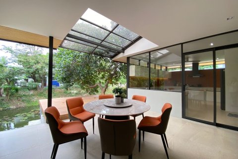 Villa in Chiang Mai, Thailand 4 bedrooms № 113733 - photo 13