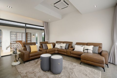 Villa in Chiang Mai, Thailand 4 bedrooms № 113733 - photo 3