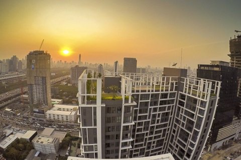 Студия в кондо в Хуай Кванге, Бангкок, Таиланд № 154175 - фото 10