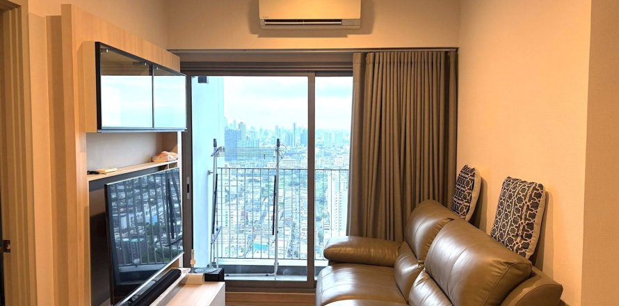 Condo in Phra Khanong, Bangkok, Thailand, 2 bedrooms  № 154172