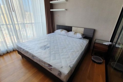 Studio in the Condo in Bang Rak, Bangkok, Thailand № 136303 - photo 1