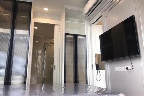 Studio dans le Condo à Watthana, Bangkok, Thaïlande  № 164617 - photo 11