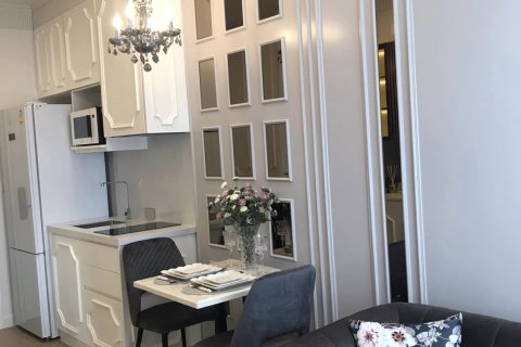 Studio dans le Condo à Watthana, Bangkok, Thaïlande  № 164617 - photo 3