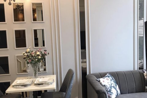 Studio dans le Condo à Watthana, Bangkok, Thaïlande  № 164617 - photo 2